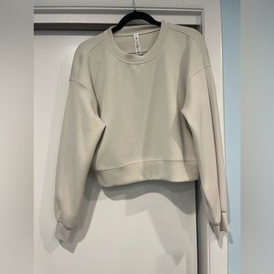 NEW WITHOUT TAGS lululemon perfectly oversized crewneck